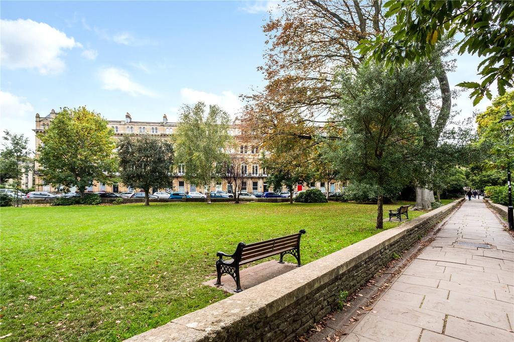 Image of Victoria Square in Bristol